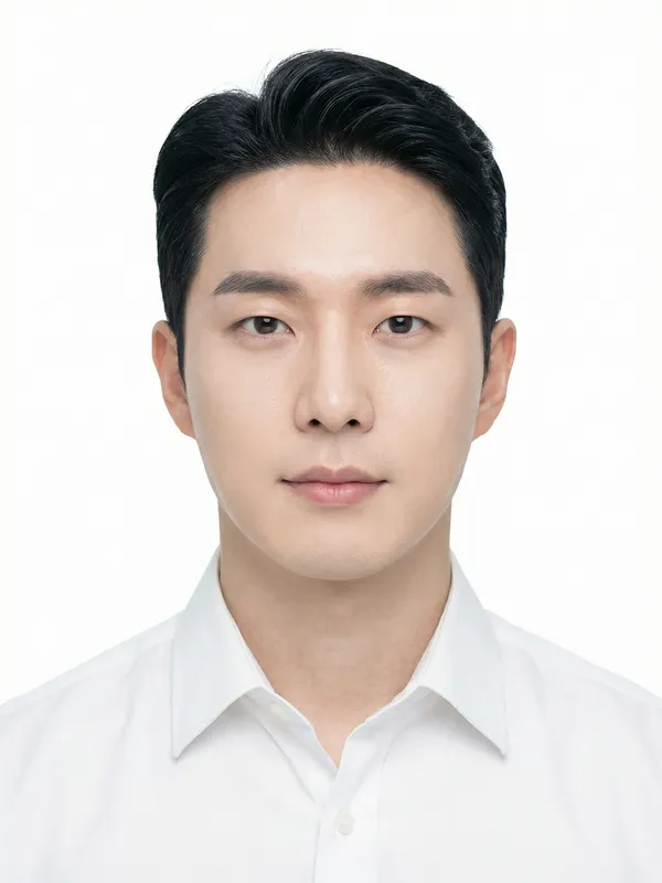 Correct South Korea visa photo example — white background, centered, neutral expression